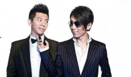 娱乐圈的吃瓜影帝啃书,娱乐圈瓜田里的知识达人